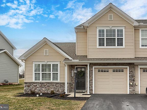 2nd image of 2629 Brownstone Dr
