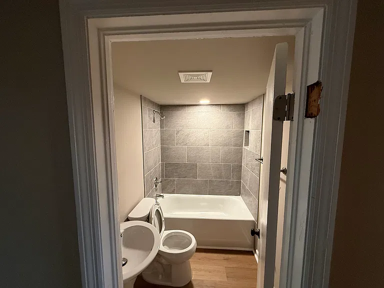 920 Cardinal Dr — Photo 5