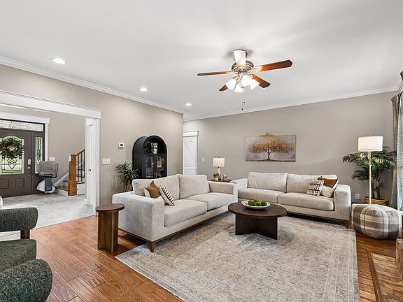 5th image of 7026 Grindstone Way