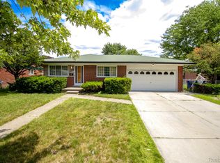 23446 Curie St, Warren, MI 48091