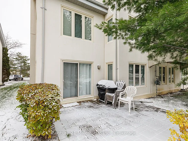 110 Fairway Ct #102 — Photo 31