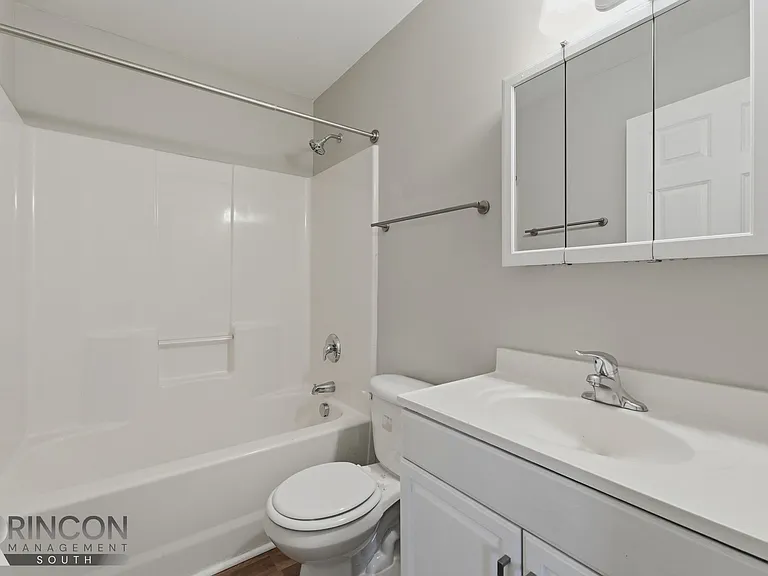 2125 Aberdeen Ave — Photo 8