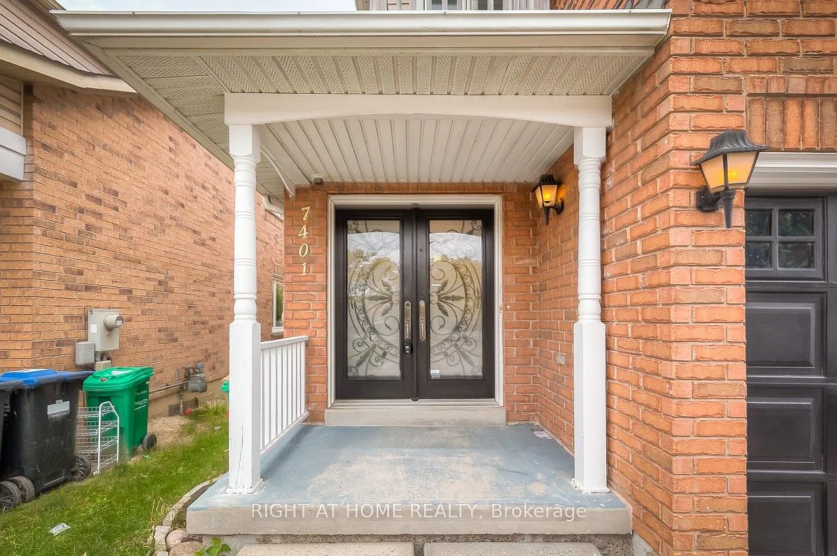 3 bed, $3,450 — Photo 1