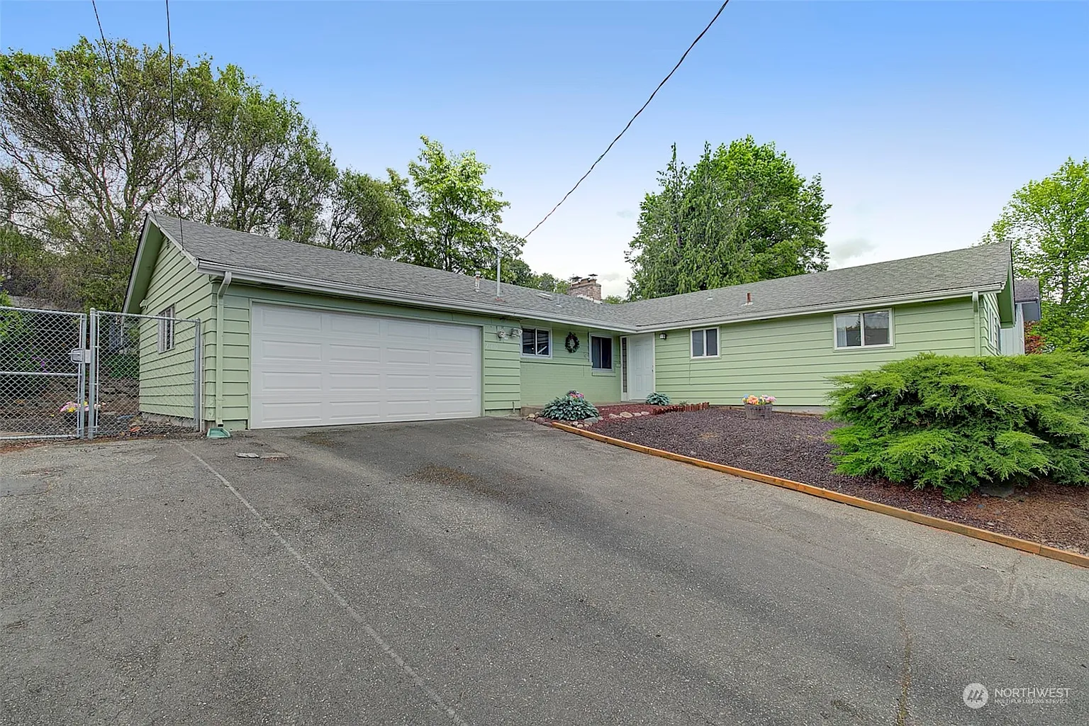 21810 14th Avenue S photo 1