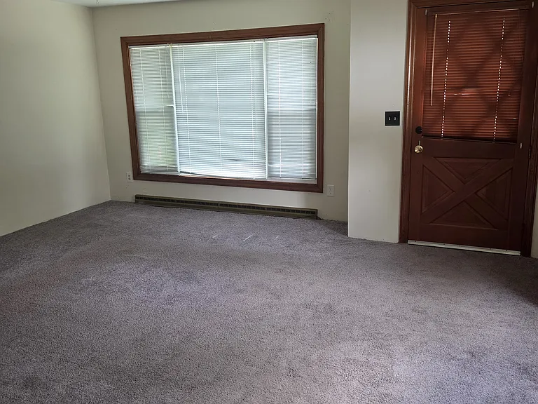 1400 Holland St — Photo 6