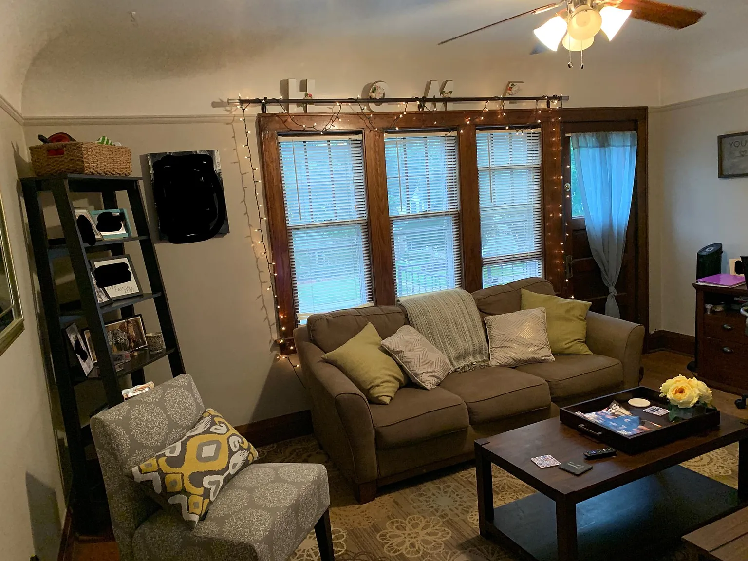 2 bed, 960 sqft, $1,250 — Photo 2