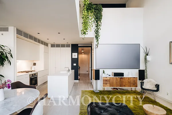 Rented by Harmonycity Corp. | media 10