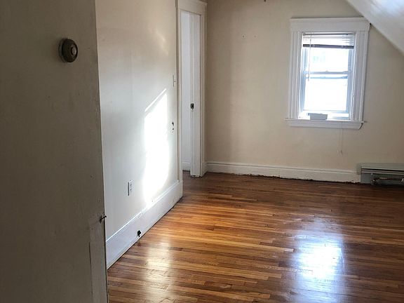5th image of 57 Bickford Ave #2