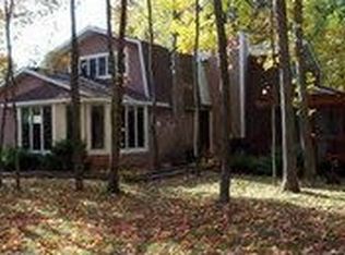 5441 Wayne Rd, Pentwater, MI 49449