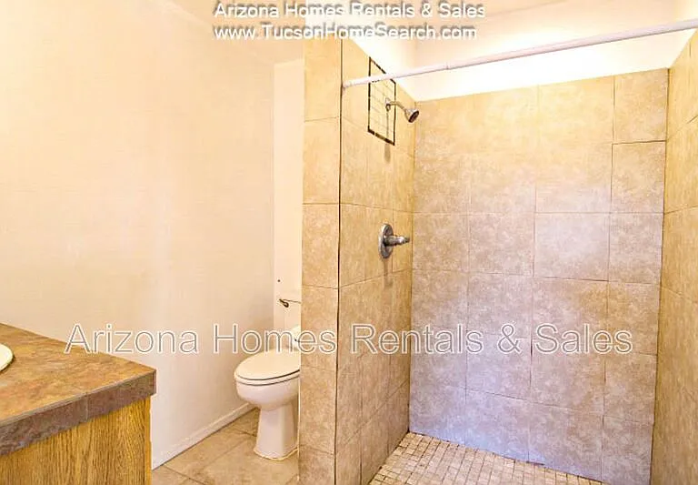 801 E Halcyon Rd — Photo 15