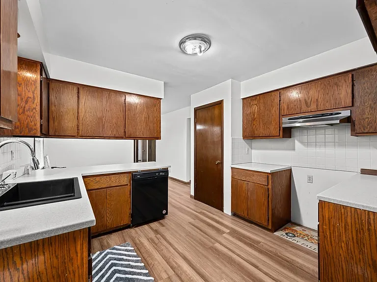6206 Telegraph Rd — Photo 17