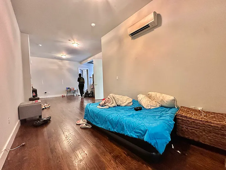 489 Washington Ave #1F — Photo 6