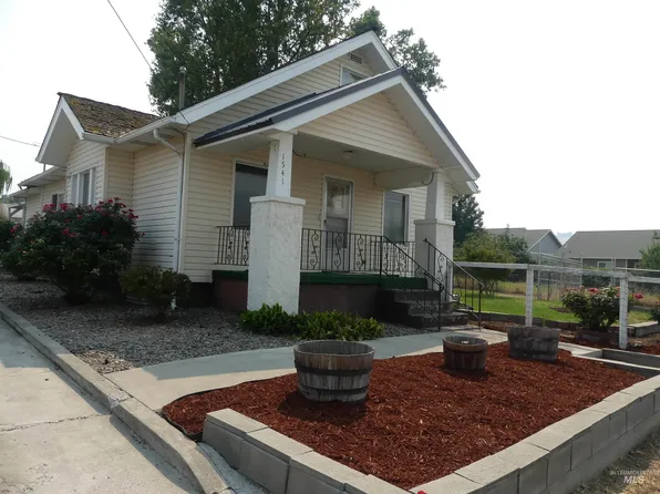 1541 Maple St, Clarkston, WA 99403