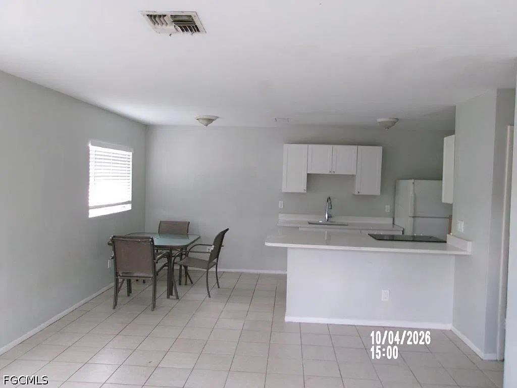 2 bed, 1.0 bath, 850 sqft, $1,400 — Photo 3