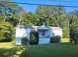 939 Bishop St, Alexander City, AL 35010
