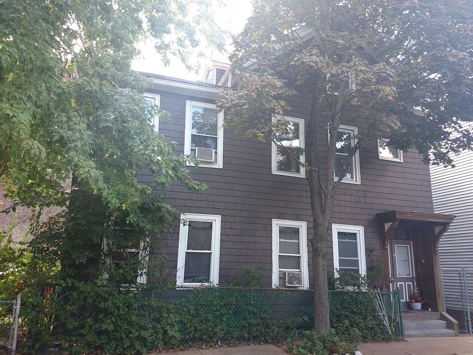 2nd image of 64 Middle St