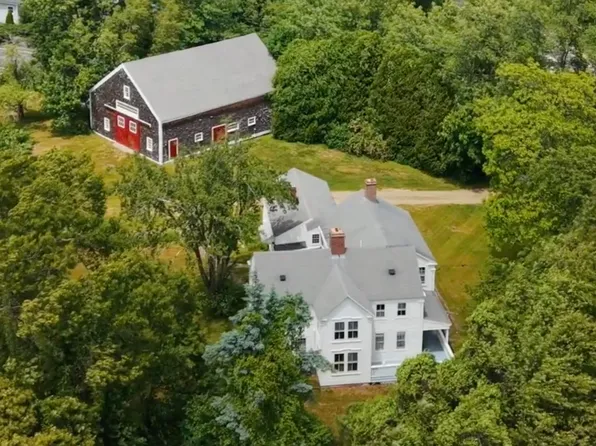 1 River Road, Kennebunkport, ME 04046