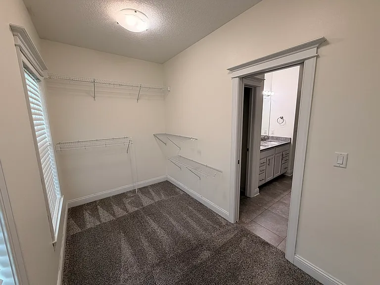 2204 SW 18th St — Photo 29