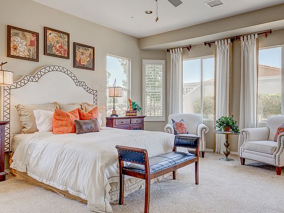 Lovely owner's suite with bay