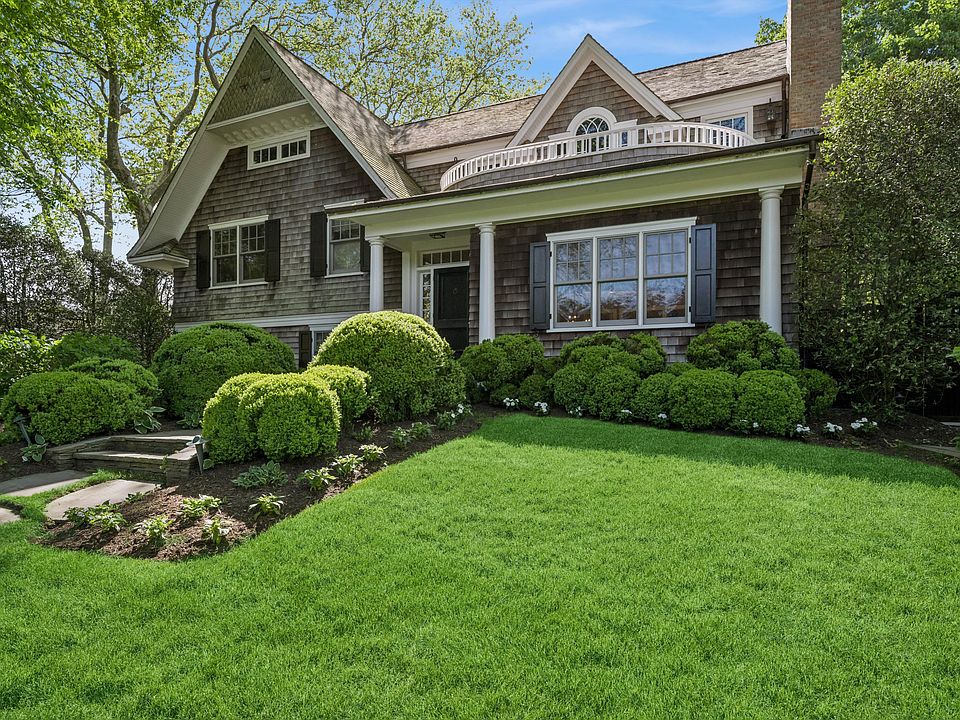 1st image of 1 Meadow Way