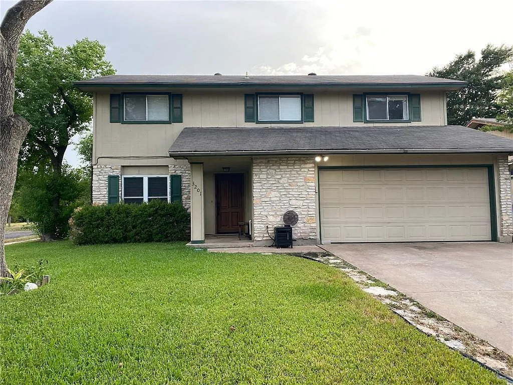4 bed, 3.5 bath, 1742 sqft, $2,400 — Photo 2