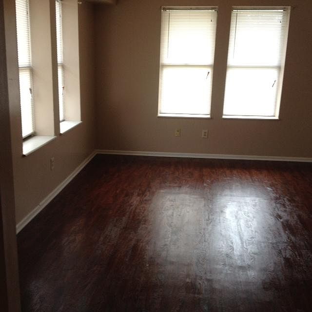 2nd image of 3729 N Euclid Ave #D