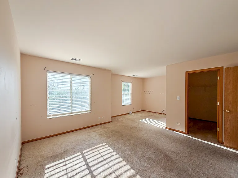 2239 Reflections Dr — Photo 9