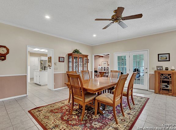 5th image of 23 La Mesa Dr