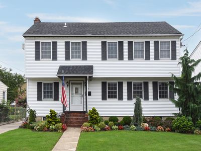 9 22nd St, Jericho, NY, 11753