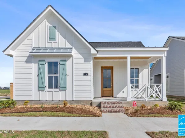 126 Bayfield Dr, Youngsville, LA 70592