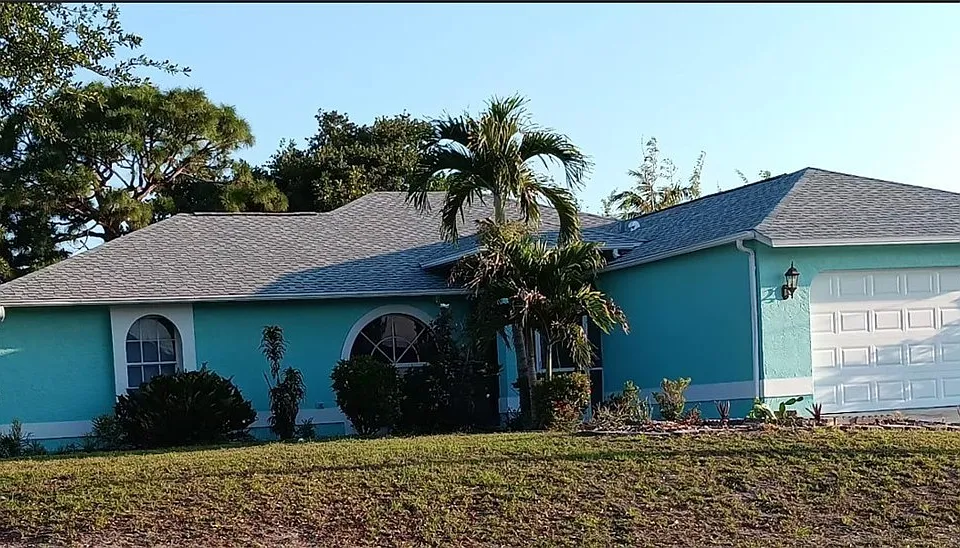 1000 SW 37th St