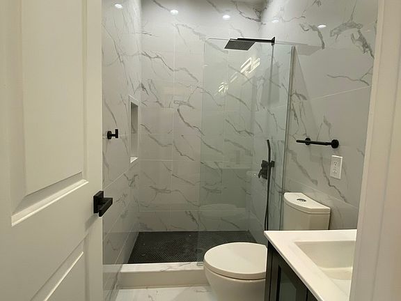 3rd image of 278 Quincy St #3F