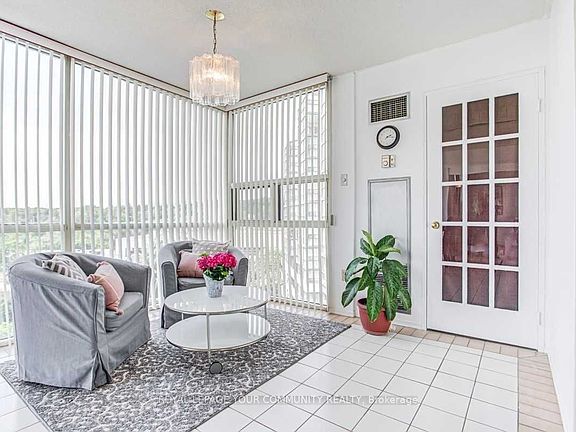 2nd image of 20 Harding Blvd W #707