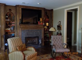 887 Deloach Ln, Collierville, TN 38017