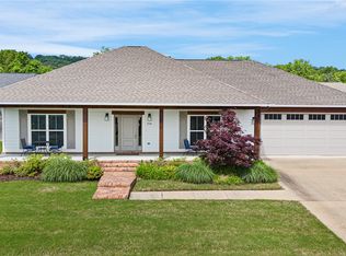 808 Lindsey Ln, Russellville, AR 72801