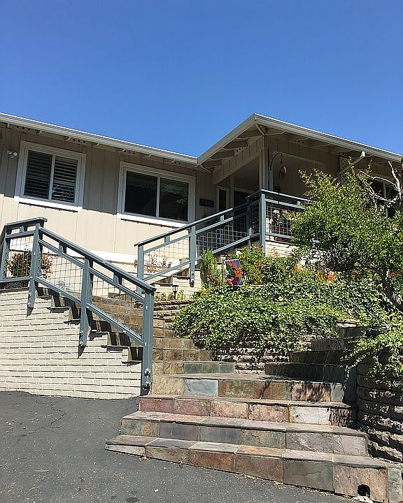 2nd image of 4440 Bennett Valley Rd
