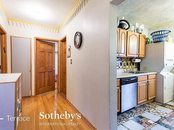 3rd image of 77-11 141st St #7F