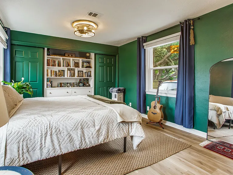 102 Alba Plena St — Photo 9