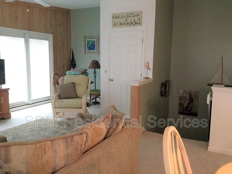 2A E Crane St — Photo 5