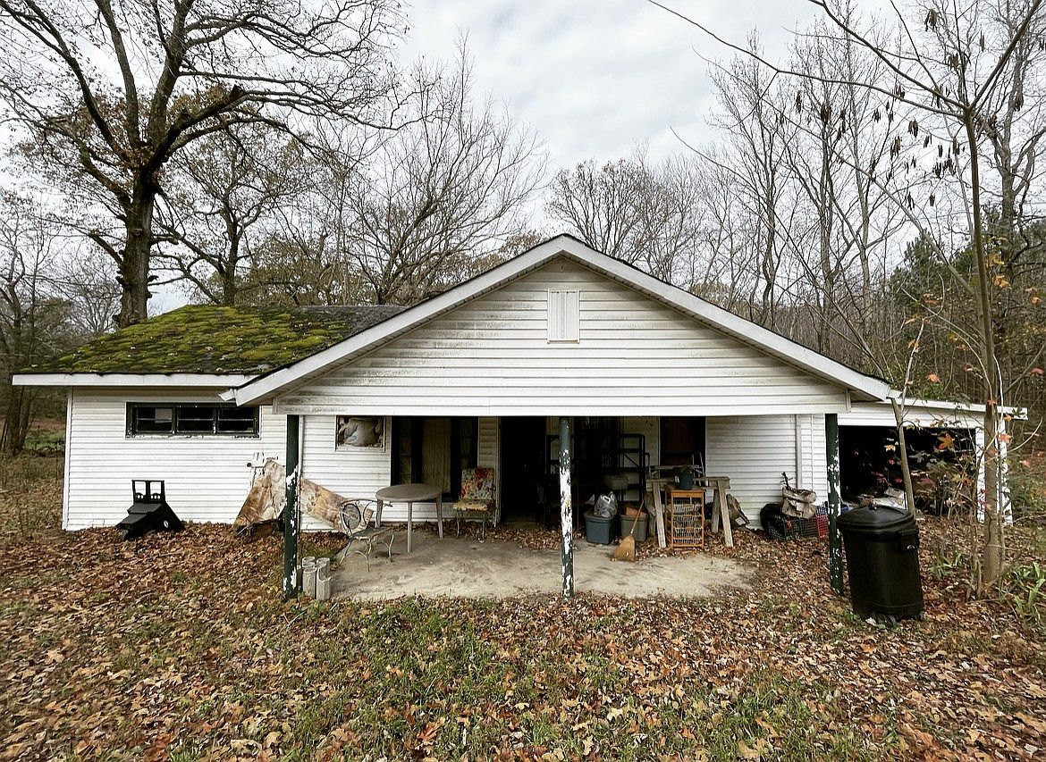 4785 Old Highway 69, Camden, TN 38320 | Zillow