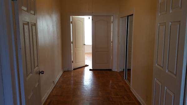 2nd image of 559 Jefferson Ave #3