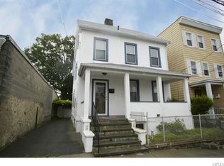 51 3rd St #2, New Rochelle, NY 10801