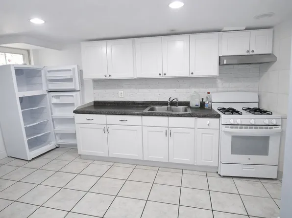 (undisclosed Address), College Pt, NY 11356