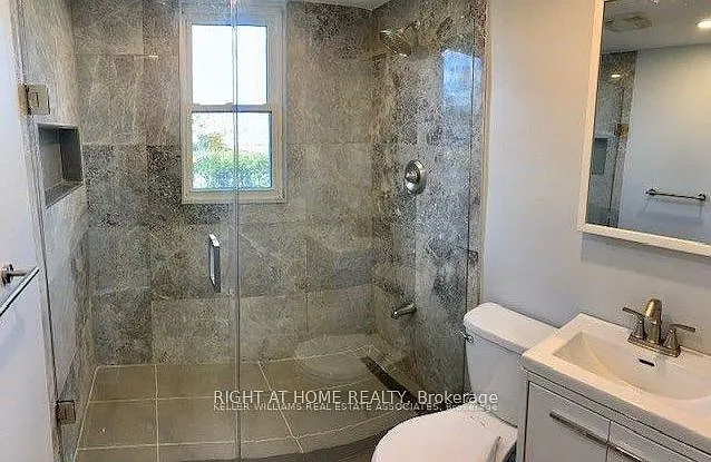 442 Broadway Ave #UPPER — Photo 8