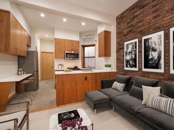 100 Suffolk Street image 1 of 13