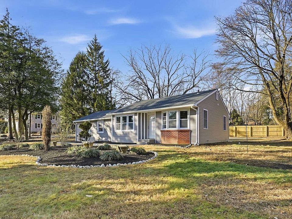 1st image of 2137 Veale Rd