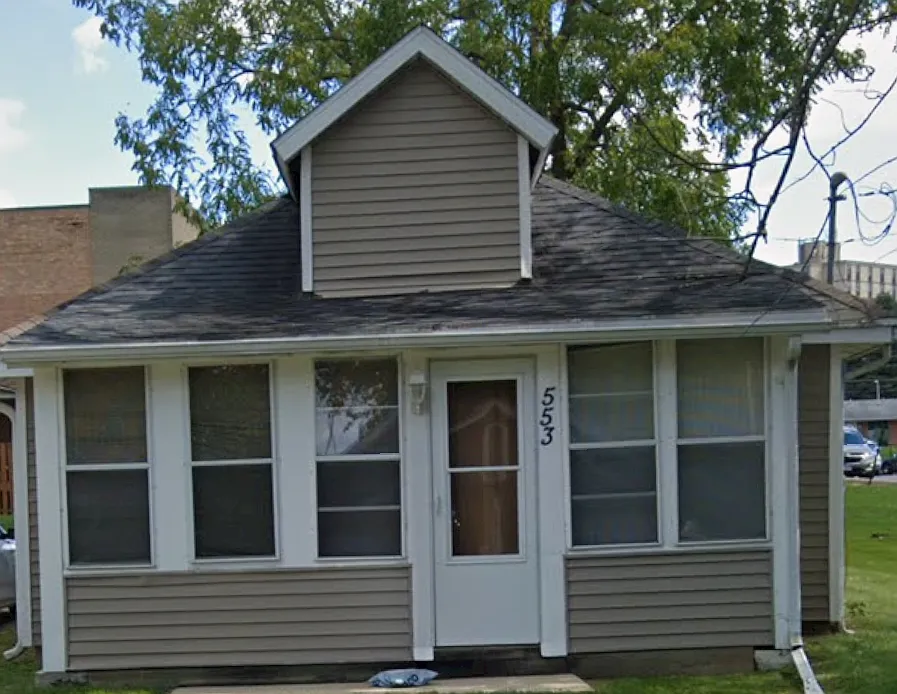553 N Warren Ave