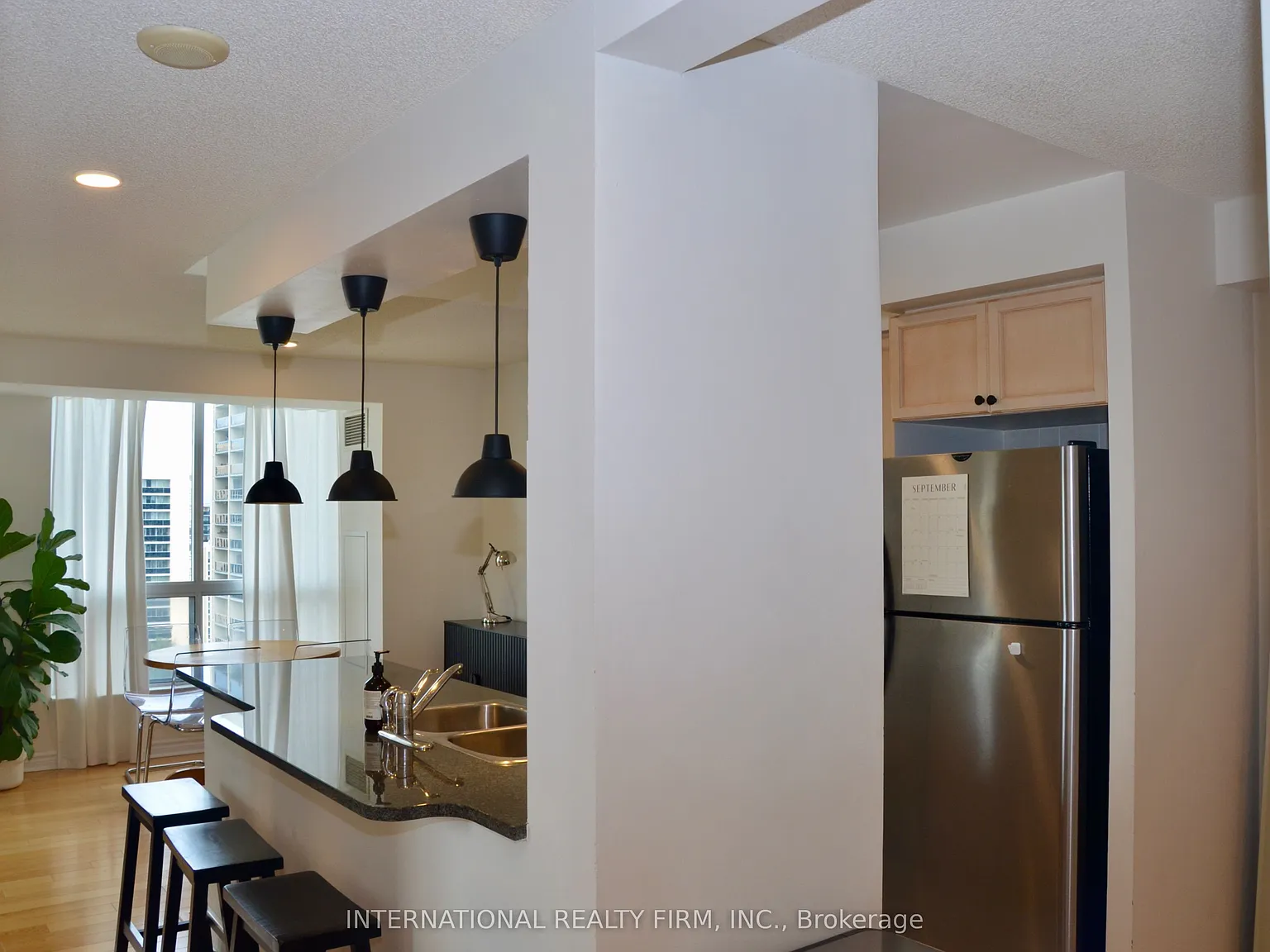 2 bed, $2,900 — Photo 3