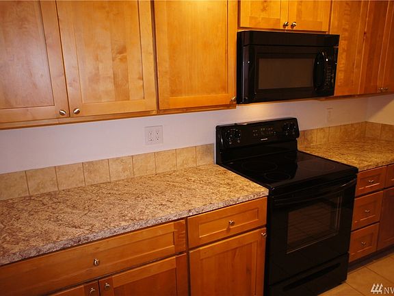 2nd image of 518 Pamela Dr SE