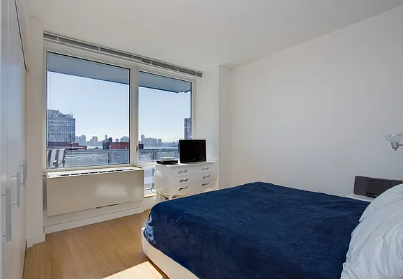 Rented by Related Sales | media 36